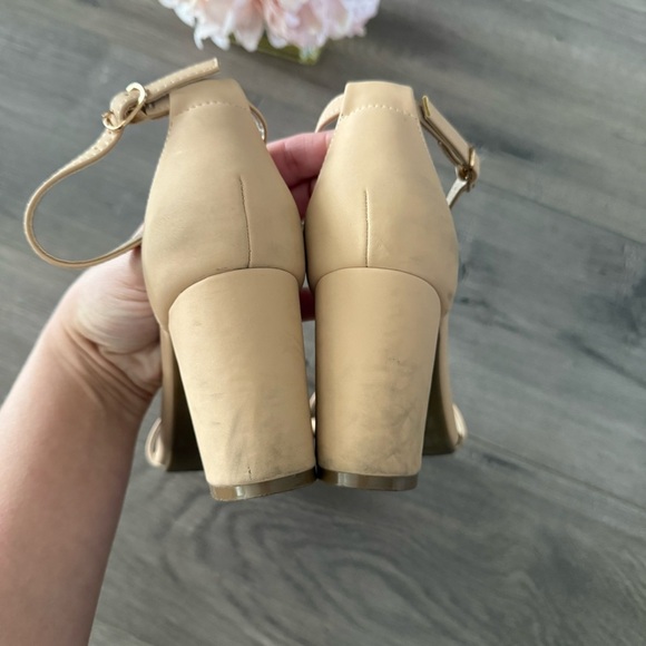 ❄️BF SALE❄️ Dream Pairs Nude Cream Strappy Block Heel Sandals - Picture 5 of 7